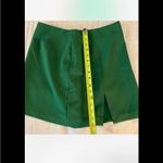 Miss Selfridge Asos  Slit Hem Mini Skirt In Bright Green. Size 8. Photo 5