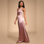 Lulus  On the Guest List Mauve Satin One-Shoulder Maxi Dress, Size Small Photo 2