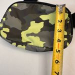Lululemon  Everywhere Belt Bag Heritage 365 Camo green black 1L Photo 9