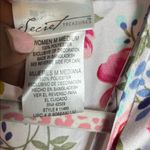 secret treasures  Pink and White Floral Robe Photo 2