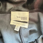 Wilfred Aritzia |  Free Daria Pant
High-waisted Vegan Leather leggings Photo 6