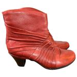 Cobb Hill CAI04BG Shannon Red Leather Chunky Heel Ankle Booties Size 6.5 Photo 8