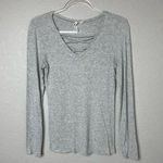 Cable & Gauge Light Heather Gray Ribbed Long Sleeve Tee Size M Photo 0