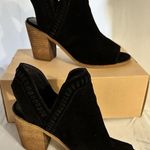 Steve Madden  Black Macro Suede Cutout Block Heel Bootie Size 8.5 Photo 0