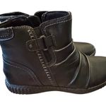 CLARKS Caroline Orchid Boots Size US Womens 11 M / Eur 42.5 New in Box MSRP $110 Black Photo 5