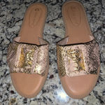 Corso Como  Bahlia gold metallic 
buckle slides 7.5 78$ Photo 2