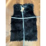 NWT Youhan Women's Faux Fur Vest Coat Sleeveless Jacket size xs Black Photo 11