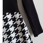 Studio One  New York Sweater DRESS Size XSM Houndstooth Print #1 Photo 3