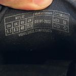 Vionic Mylie Black Suede Sneaker Size 8.5 Photo 4