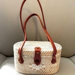 Balinese Rattan Bucket Beach Bag Purse in white and chestnut Photo 0