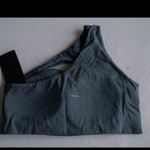 Alphalete  Asymmetrical Bra Alphalux Photo 2