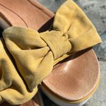 UGG  Yellow Bow Platform Sandals Size 6.5 Photo 2