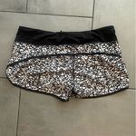 Lululemon Speed Short (2 1/2") Ice Breaker White Black / Black Photo 3