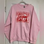 Gildan Taylor swift kelce swiftmas pink sweatshirt women’s size large funny Photo 1