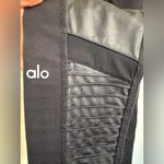 Alo Yoga  Black Ribbed motto Leggings Photo 3