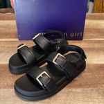 Madden Girl  Womens Sprittz Double Buckle Strap‎ Flat Sandals Black Size 7.5 NWT Photo 3