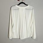 T Tahari 🌺 T. Tahari white embellished blouse Photo 5