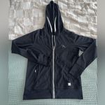 Vuori  Womens Halo Performance Hoodie 2.0 Dreamknit Medium Gray Zipup Sweatshirt Photo 0