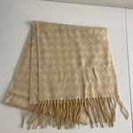 NWOT Women’s cream‎ tan patterned tassel soft knit warm scarf made in Germany Photo 1