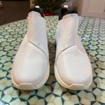 Mark Nason Alta Women's Leather White Slip On Fashion Sneakers Size 8.5 Photo 1