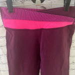 Lululemon  Burgundy Red and Pink Boot Cut‎ Style Leggings Size 8 Photo 4