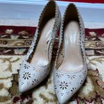 LC Lauren Conrad Women's Floral Pumps Photo 0