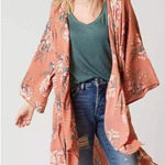 Billabong  Kimono Dreamy Desert Floral Cardigan Wrap In Ash Rose‎ Size S/M Photo 0