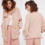 Free People  oversized quilted blush‎ pink jacket Photo 1