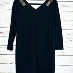 Mark. Black V Photo 9