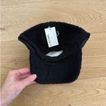Forever 21  - Sherpa Baseball Cap in Black Photo 1