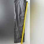 The North Face  Women Gray Cargo Convertible Hiking Pants Capri 2 Photo 6