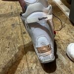 Burton  mint snow shoes for snowboarding size 6 Photo 9