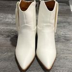 Beast Fashion NEW - white fringe cowgirl ankle booties 🤠 7.5 Photo 1