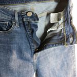 Levi's 724 HIGH RISE STRAIGHT Jeans zipper and Button Closure Medium Wash Photo 6