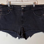 Abercrombie & Fitch  The Mom Short High Rise Size 18/34 Photo 0