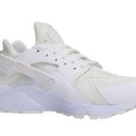Nike Air Huarache Size 7W/5.5Y Sneakers New in Box! Photo 5