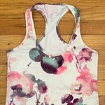 Lululemon  Blurred Blossom CRB Photo 2