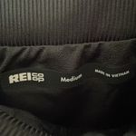 REI Active Pursuit 7” Women’s Shorts Medium Gray Photo 4