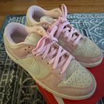 Nike Dunk Low Lx pink suede Photo 2