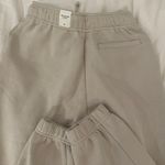 Abercrombie & Fitch Joggers Photo 2
