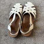 Earth Origins  Berri Cream Sandals SIZE 11M Photo 2