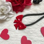 Vintage y2k flying colors signed ceramic red bow black cord necklace Photo 6