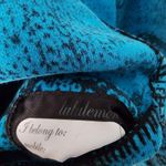 Lululemon  Fair Isle Winter Snowflake Blue Fleece Sherpa Hood Scuba Hoodie Size 6 Photo 5