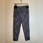 Athleta ‎ Trekkie North Printed Jogger Photo 1