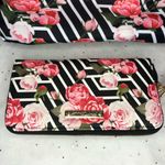 Betsey Johnson  XOJADE Floral Overnight Tote Purse XL + Matching Wallet - NWT Photo 3