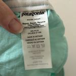 Patagonia  Womens Baggies in Turquoise Shorts - Size Medium Photo 5