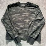 Athleta  Farallon Printed Sweatshirt Black Olive Camo Sweater Top Pullover Sz‎ Xs Photo 0