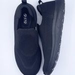 STQ slip on nursing comfortable arc support mesh black sneakers women Size 9 Photo 1