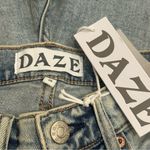NEW Daze Lightwash Jean Shorts Women’s Size 25 Blue Photo 3