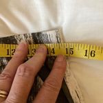 Gap Khakis‎ by  shorts size 0 (E8) Photo 3